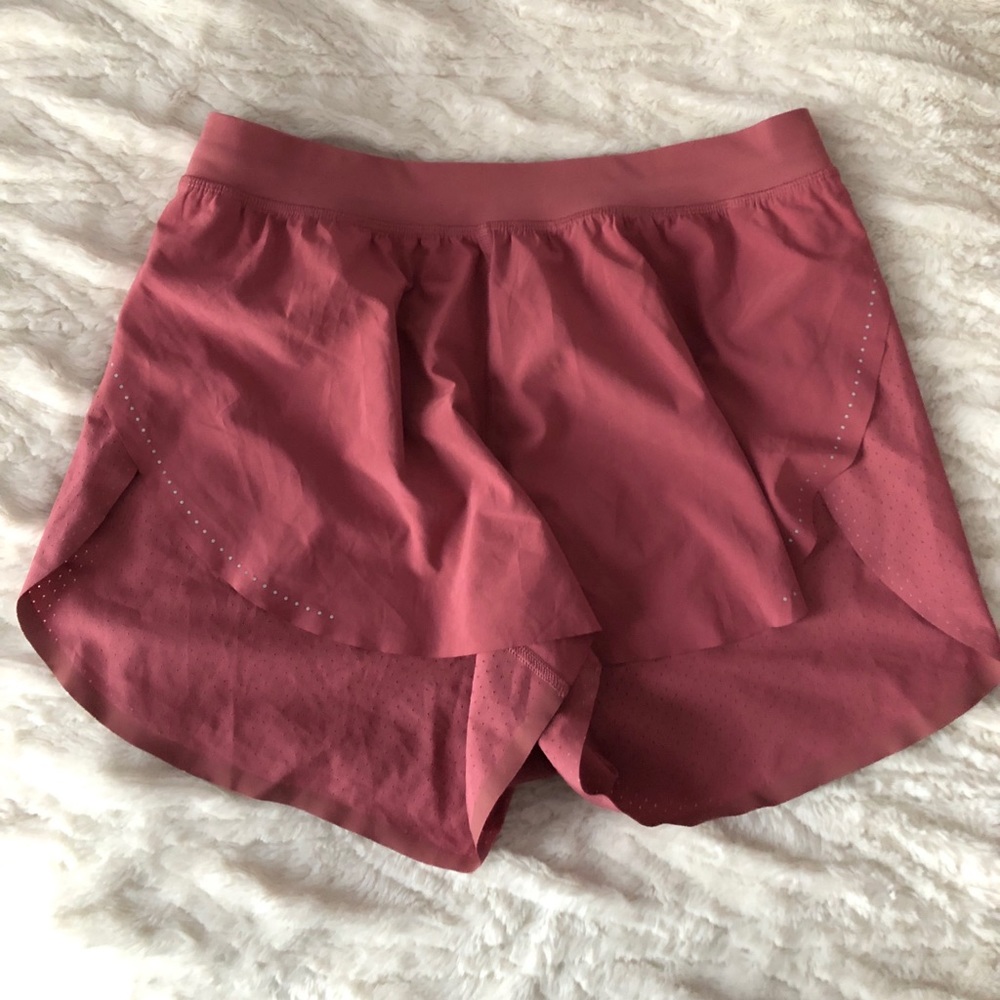 Find your pace shorts Lululemon